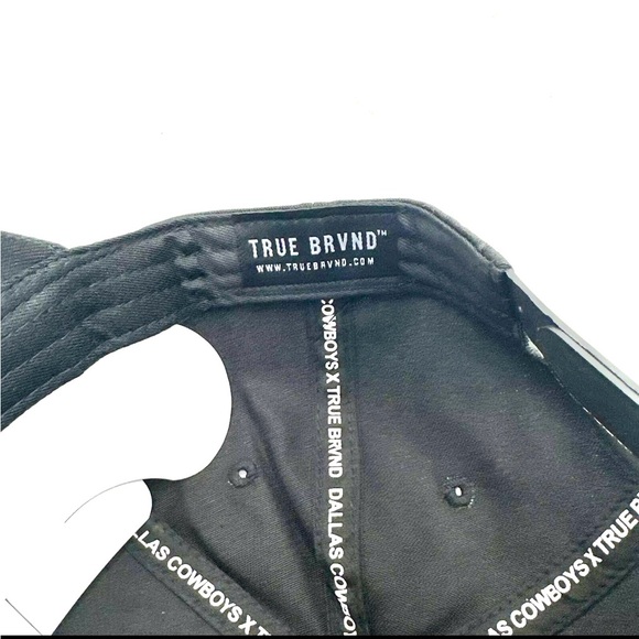 New black on black Dallas Cowboys True Brvnd Black tonal SnapBack hat ball cap - Picture 7 of 8